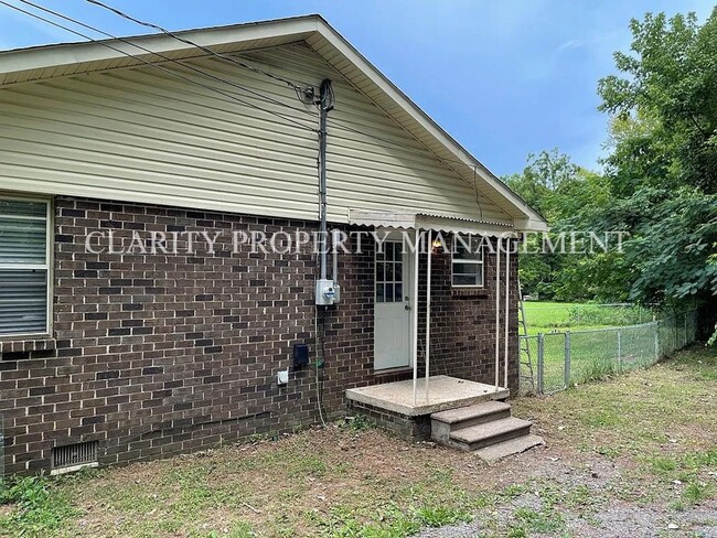 Photo - 142 Byrd Rd NE
