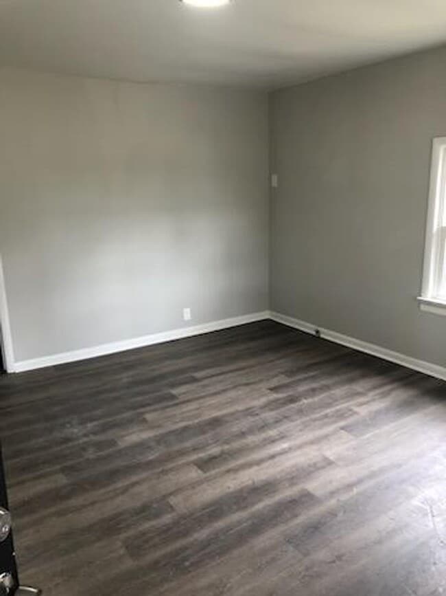 Photo - 2 bedroom home on large lot