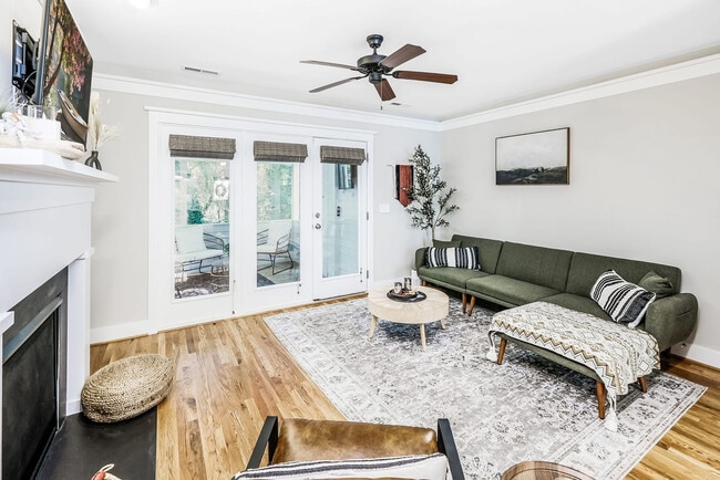 Building Photo - 406 Spring St Unit SI ID1591551P