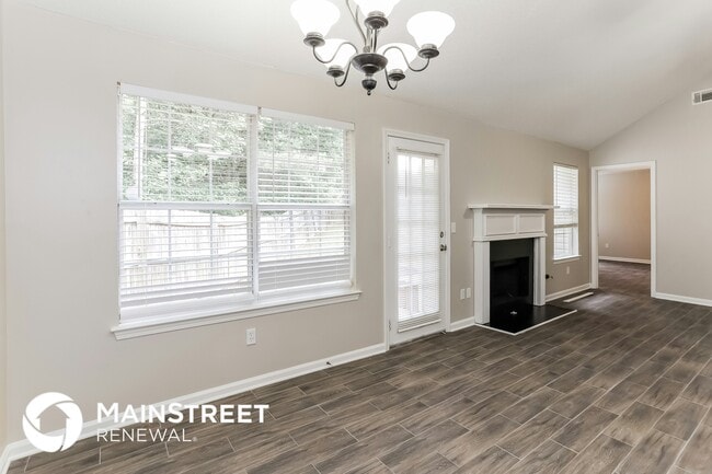 Photo - 4630 Thermal Ct