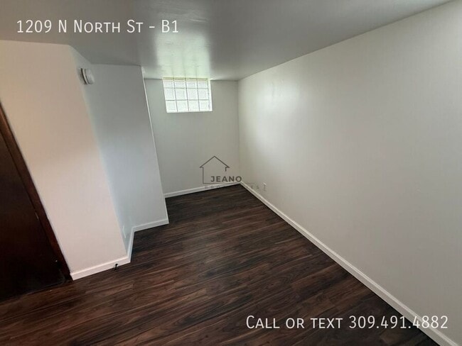 Photo - 1209 North North Street Unit B1