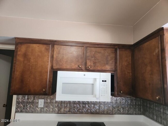 Photo - 4330 W Royal Palm Rd