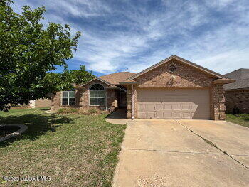 Photo - 5510 105th St House
