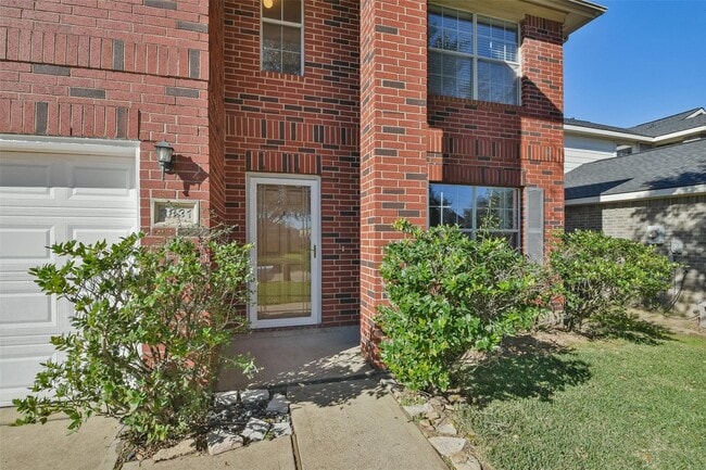 Photo - 3831 Pebble Garden Ln