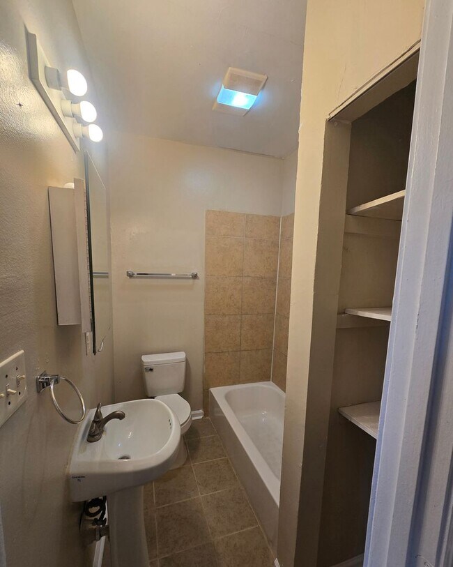 Photo - 8819-8821 Olive St. Unit 8821