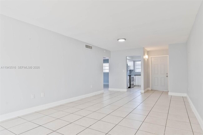 Photo - 7324 SW 82nd St Unit B108