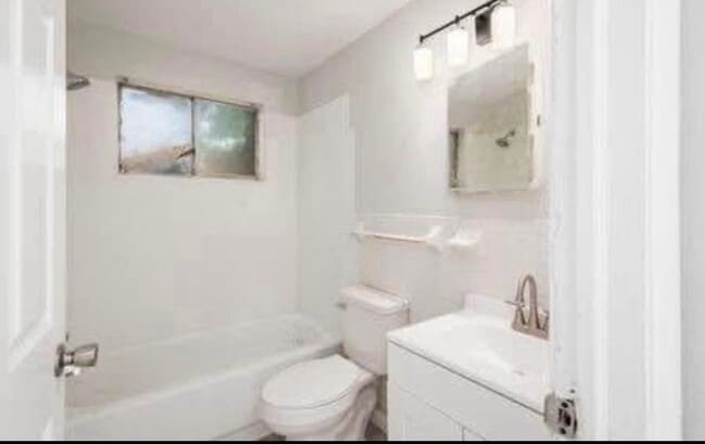 Photo - 1954 Oakland Park Ave Unit C