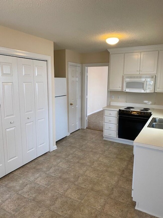 Photo - Jayne Lane Duplexes - Bldg 1 Unit 3507-1A