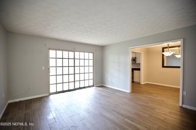 Photo - 5201 Atlantic Blvd Unit 87