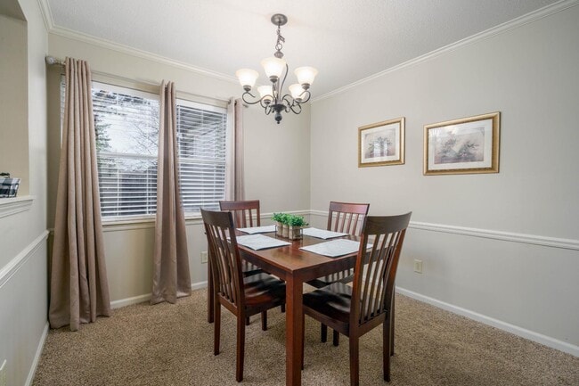 Photo - 1032 Fairfax Dr