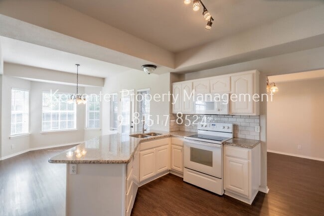 Photo - Beautiful 4 Bed 2.5 Bath Rental in Tulsa!