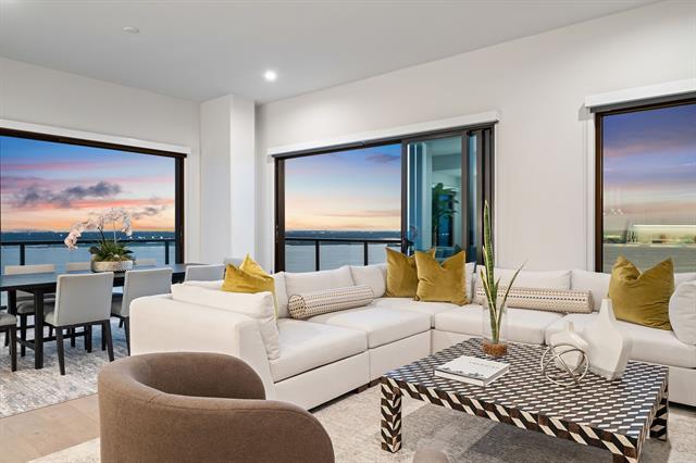 Building Photo - 3111 Sunset Blvd Unit 1600