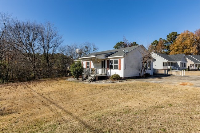 Photo - 700 Western Ave