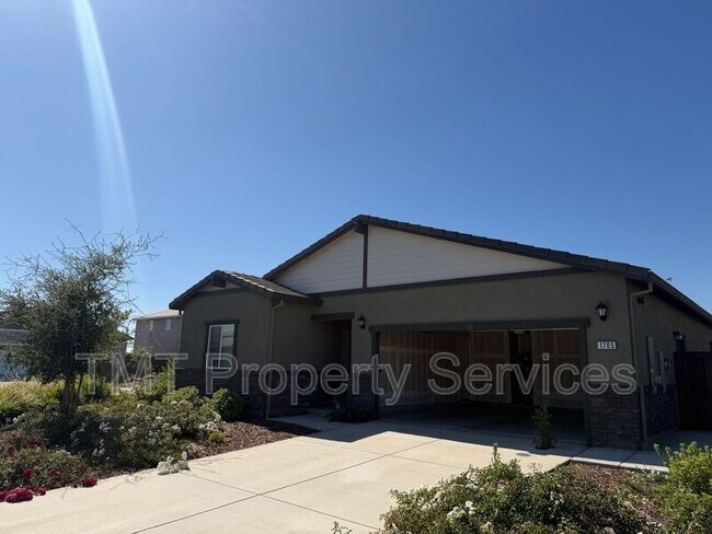 1705 Orchid Ave