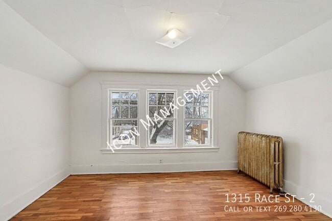 Photo - 1315 Race St Unit 2