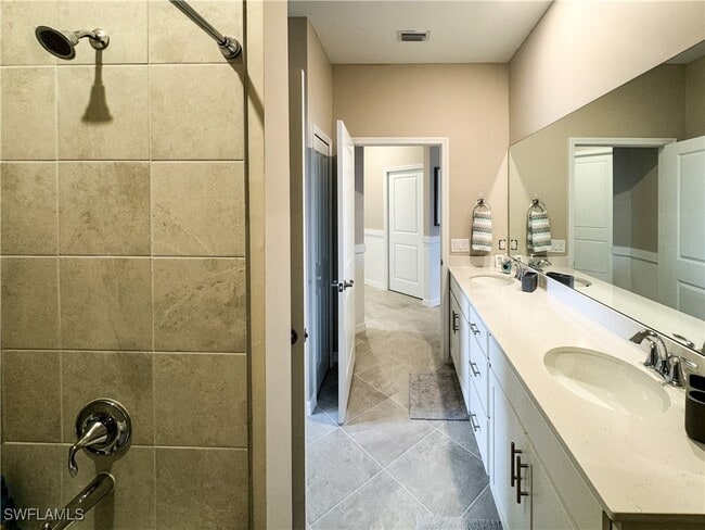 Building Photo - 5651 Double Eagle Cir Unit 4338