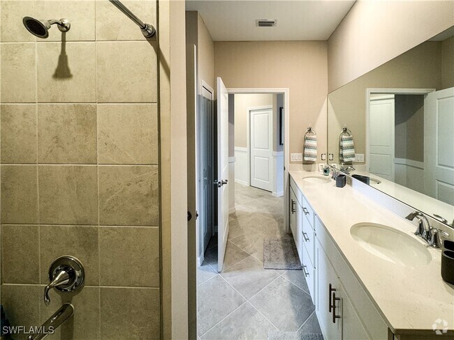 Building Photo - 5651 Double Eagle Cir Unit 4338 Rental