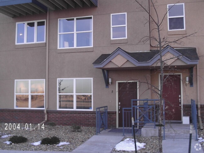 Building Photo - 14950 E Center Ave Unit B Rental