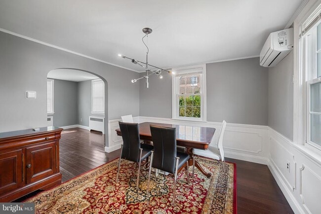 Photo - 21 Pickwick Ln