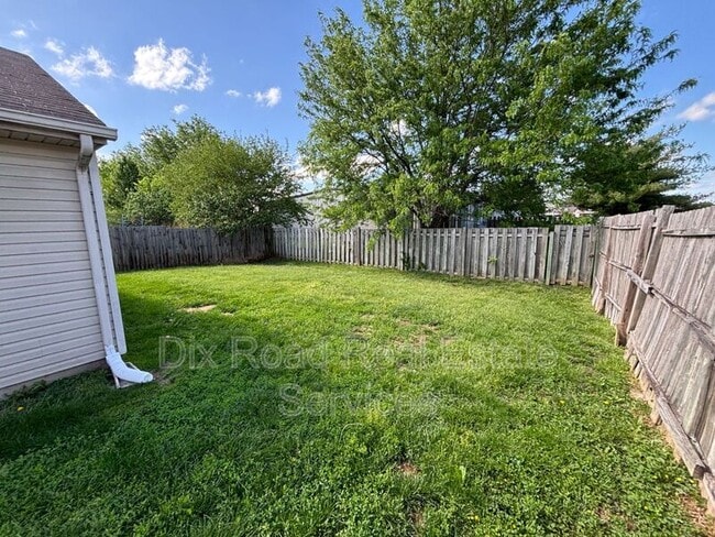 Photo - 954 Hathaway Dr