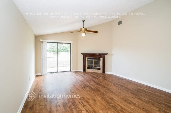 Photo - 409 Filmore Dr