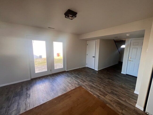 Photo - 16785 Huntington Ln Unit B