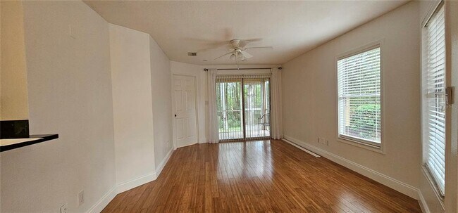 Photo - 8821 Coral Palms Ct Unit A