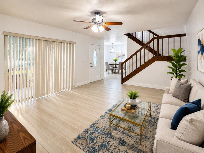 Photo - 331 Lake Arbor Dr