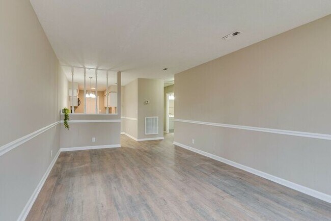 Photo - Beautiful Renovated Duplex in Madison