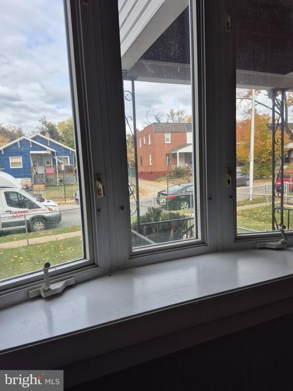 Photo - 2863 Edgecombe Cir S