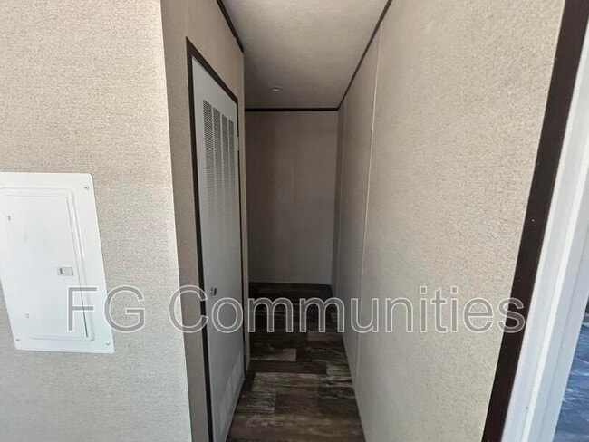 Photo - 101 Pistol St