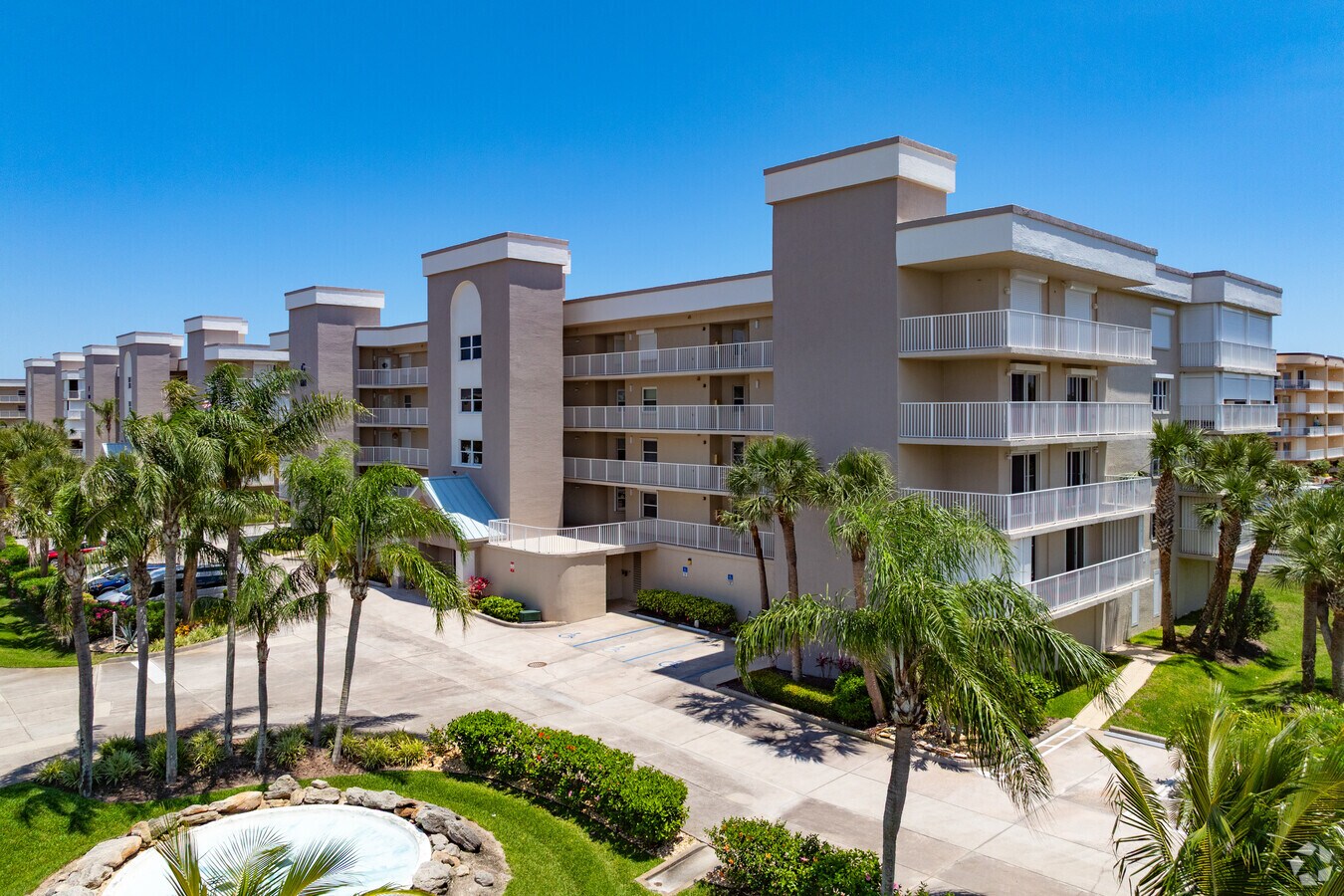 601-609 Shorewood Dr Cabo Cañaveral, FL 32920 - Shorewood Condos