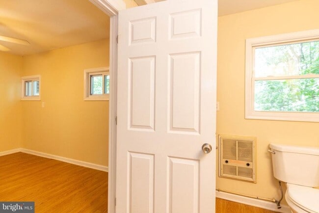 Photo - 160 Greenwood Rd