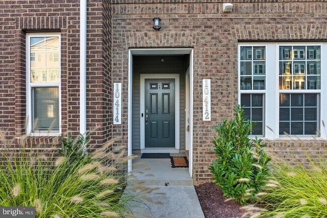 Photo - 10414 John Glenn St