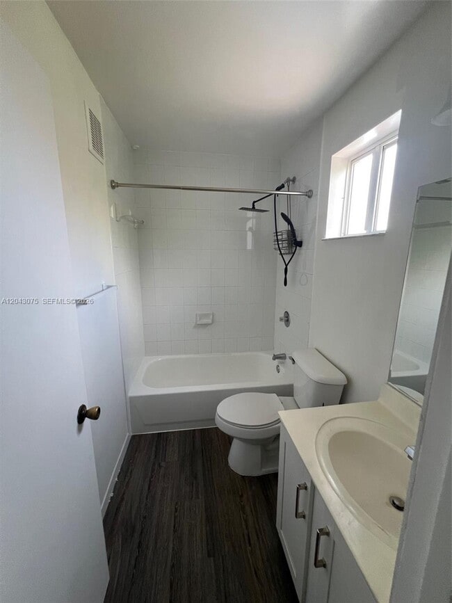 Photo - 6975 NW 173rd Dr