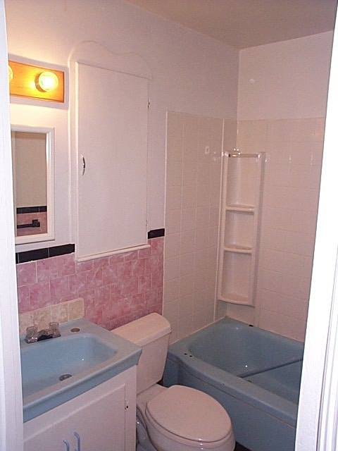 Photo - 4733 Adler Ave