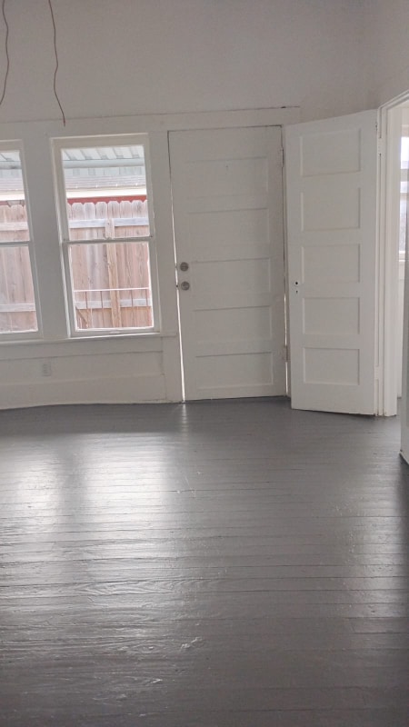 201-203-203 E Washington Ave Unit 205-Apt3