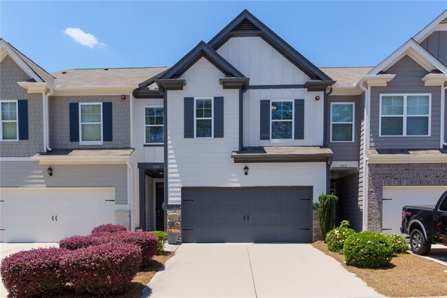Photo - 723 Woodstock Grove Dr