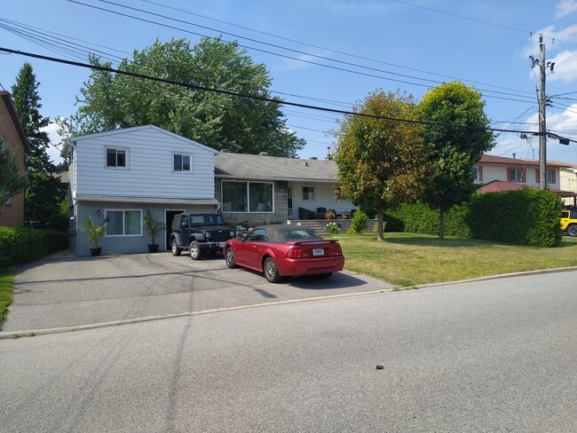 Photo - 1491 Goth Av Unit 1491b Goth Ave