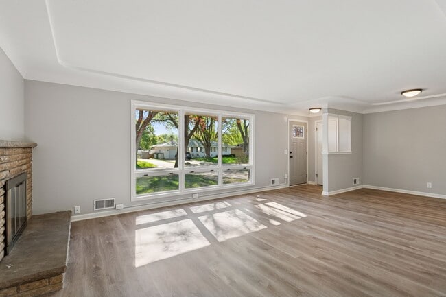 Photo - 6416 Wilryan Ave