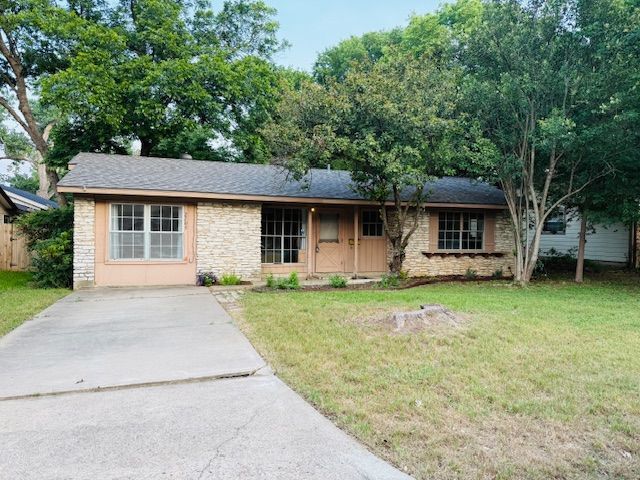Photo - 2705 Sherwood Ln