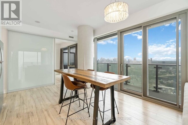 Photo - 70 Distillery Lane Unit 3303