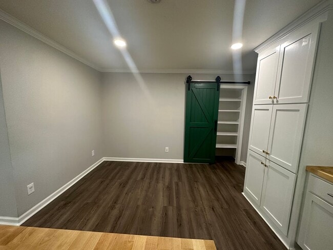 Photo - Gorgeous 3 Bedroom Home
