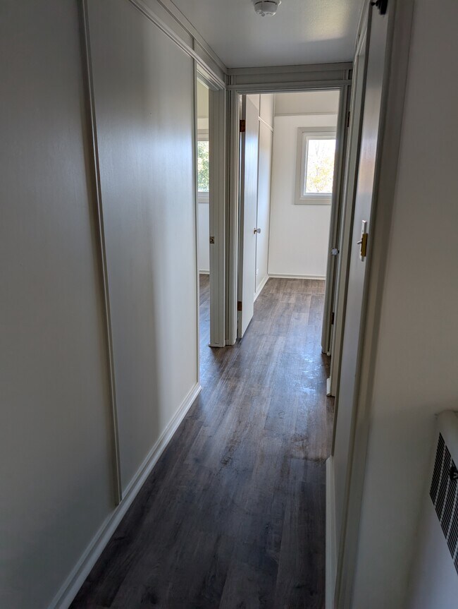 Photo - 945 Woodward Ave