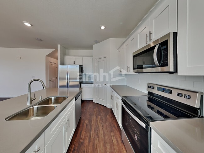 Photo - 8847 Tiger Tooth Ave