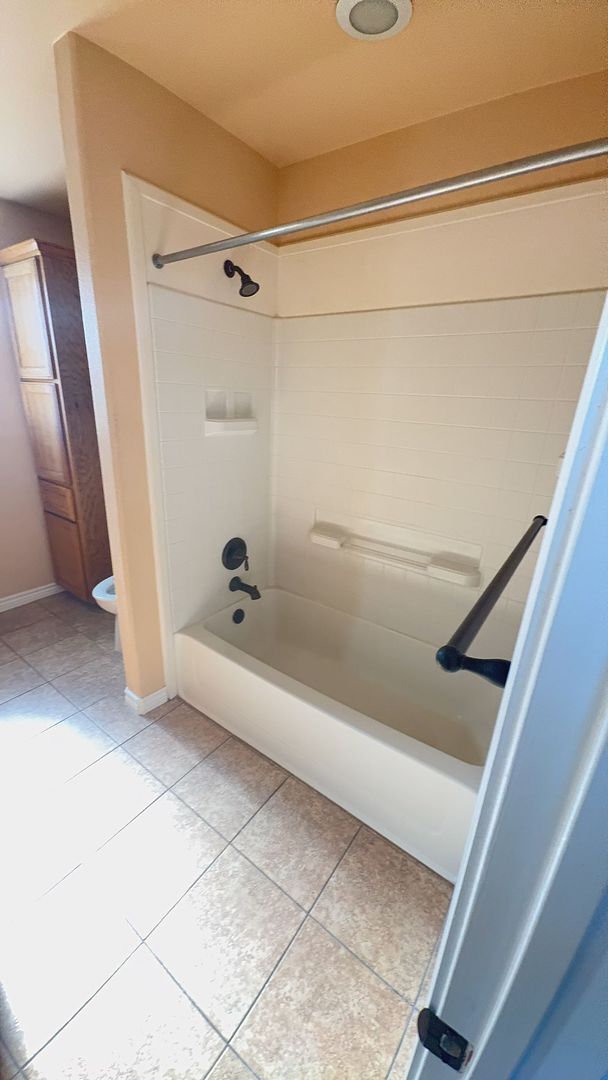 Photo - 5001 Autumn Valley Dr Unit A