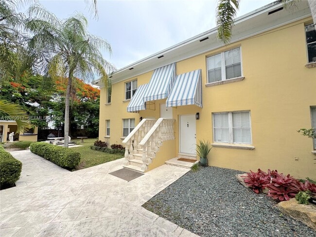 3375 Franklin Ave Unit B