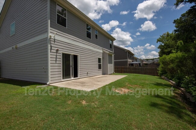 Photo - 4883 Wisteria Ln