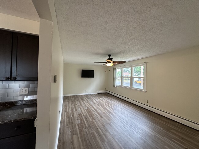 Photo - 226 Welton St