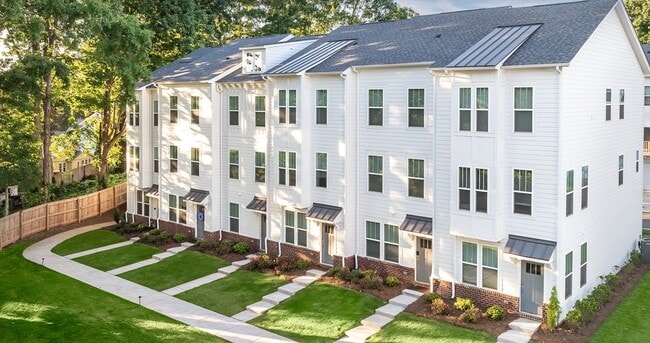 Photo - Townes at Five Points